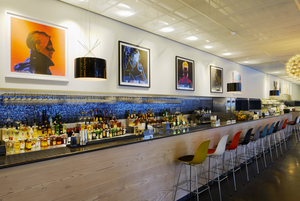 Photo by: Ake Lindman Scandic Victoria Tower, bar, lobbybar